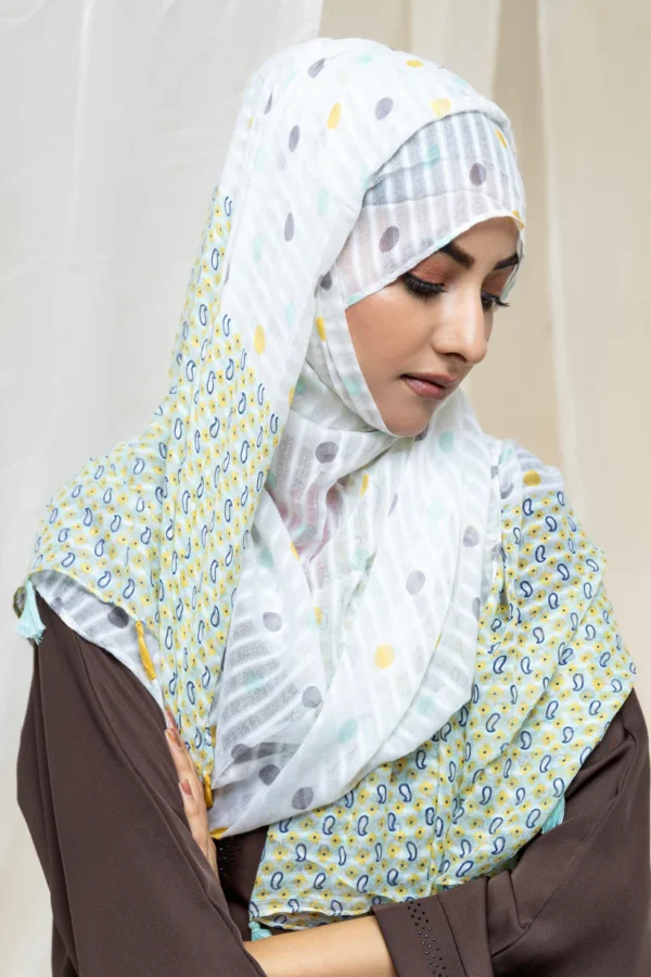 Arabi Lawn Hijab (Green) - Image 2