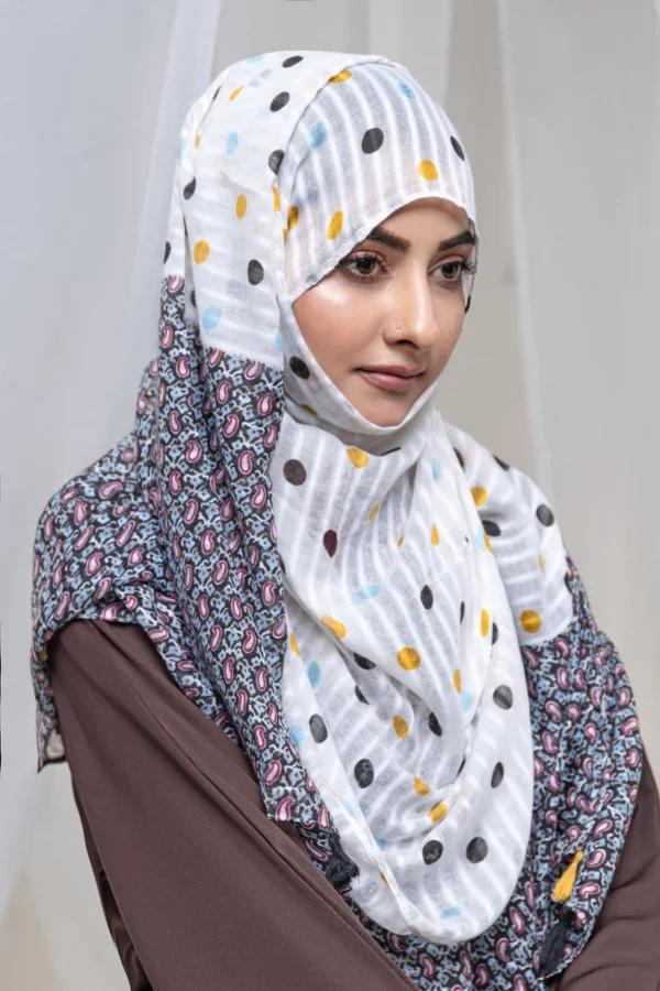 Arabi Lawn Hijab (Black) - Image 2